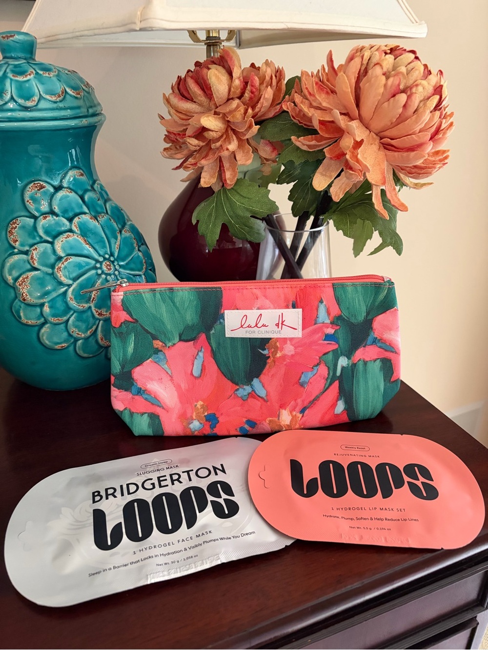 New Loops Masks and Clinique cosmetics pouch bundle